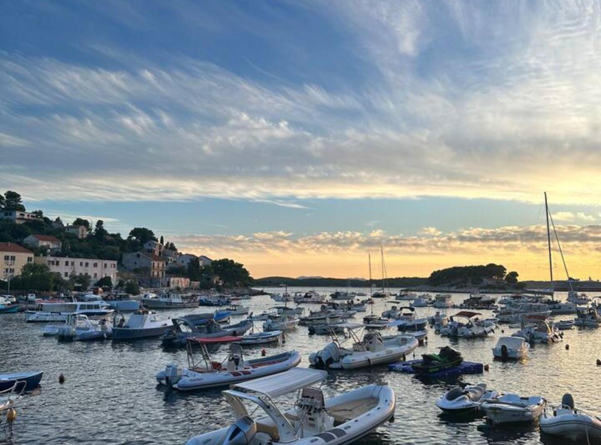Stone House Hvar Guest house *